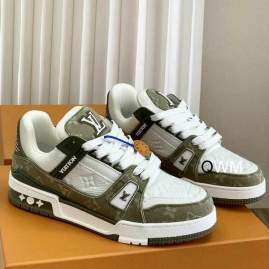Picture of Louis Vuitton Shoes _SKULVsz35-45WM110112879